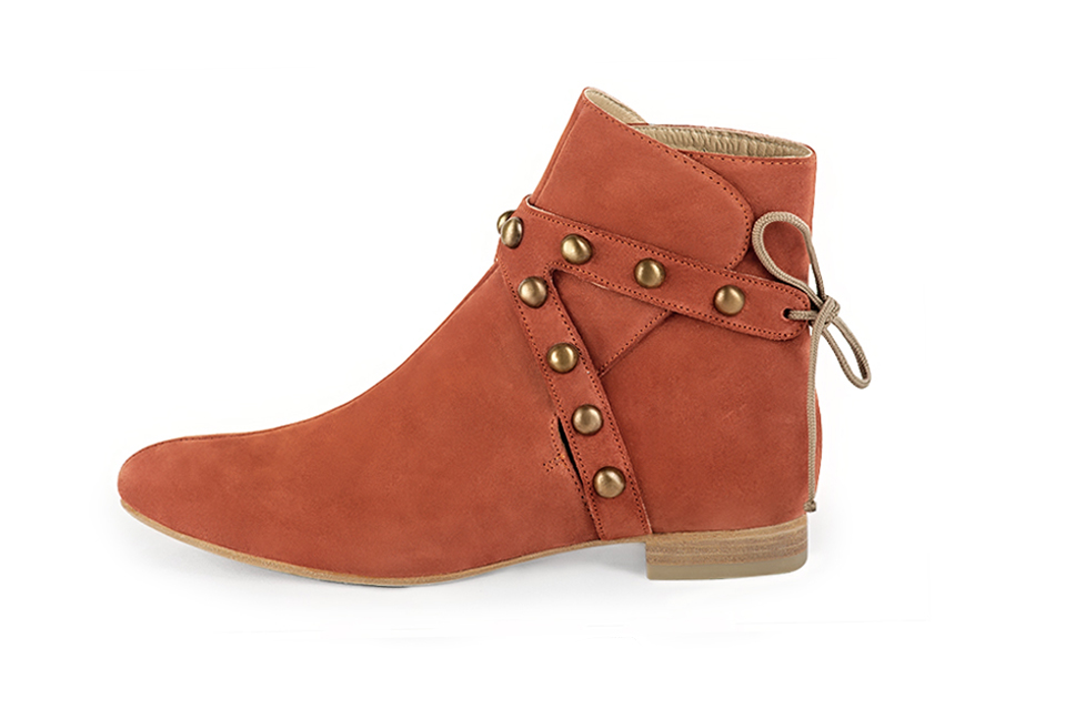 Terracotta orange women's ankle boots with laces at the back. Round toe. Flat leather soles. Profile view - Florence KOOIJMAN